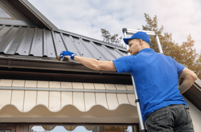 gutter cleaning in middletown